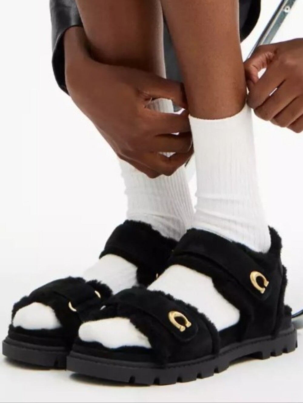 Coach Brynn Sporty Sandal Black Suede Sherling Fur Lined Lug Sole Double Strap - Picture 9 of 9